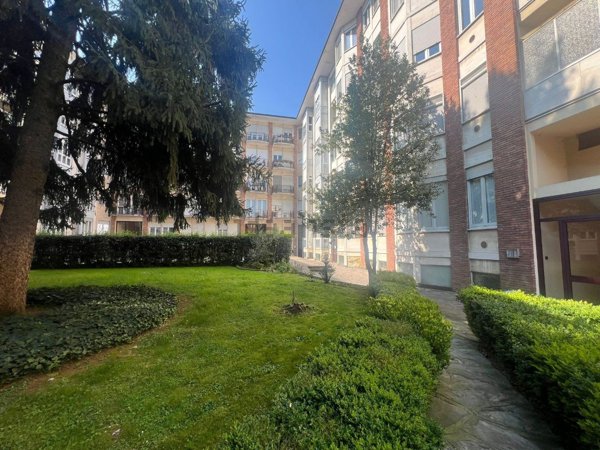 appartamento in vendita a Lodi in zona Centro Storico