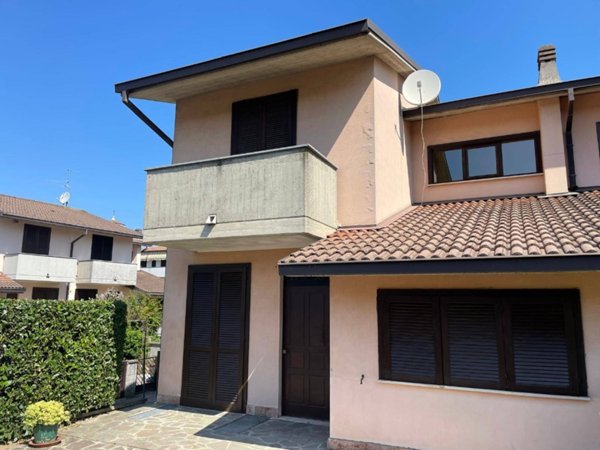 casa indipendente in vendita a Lodi Vecchio