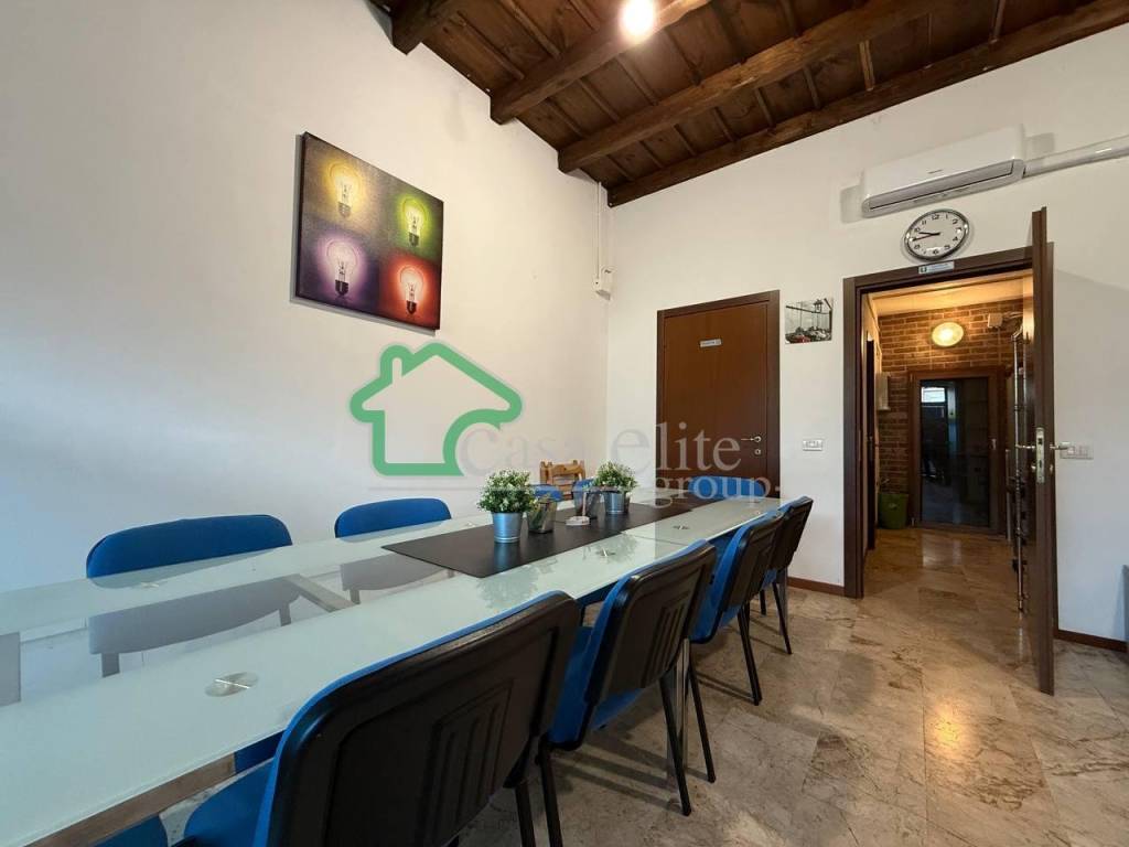 ufficio in vendita a Lodi Vecchio