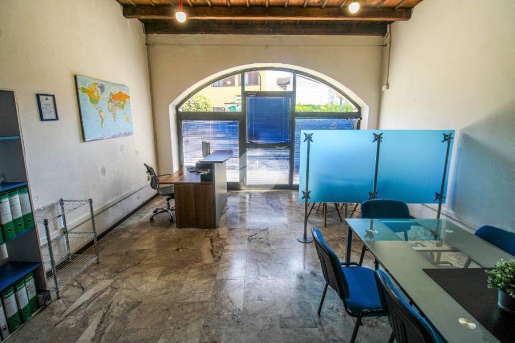 negozio in vendita a Lodi Vecchio