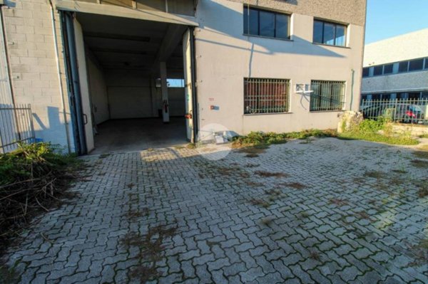 capannone in vendita a Lodi Vecchio