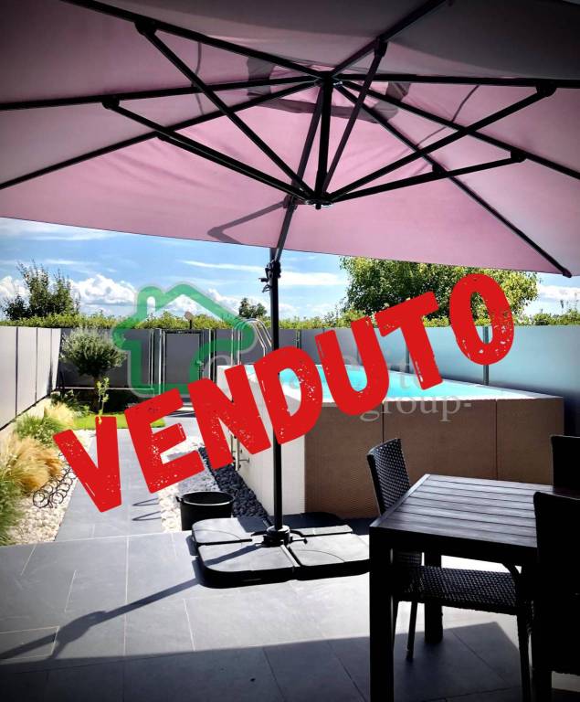 casa indipendente in vendita a Lodi Vecchio