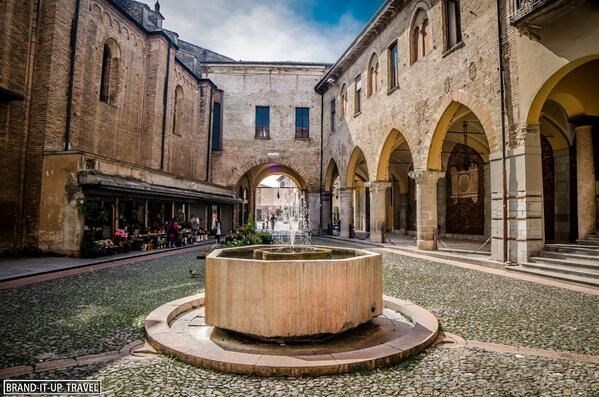 negozio in vendita a Lodi Vecchio