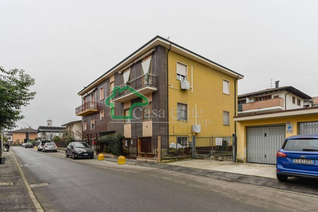 casa indipendente in vendita a Lodi Vecchio