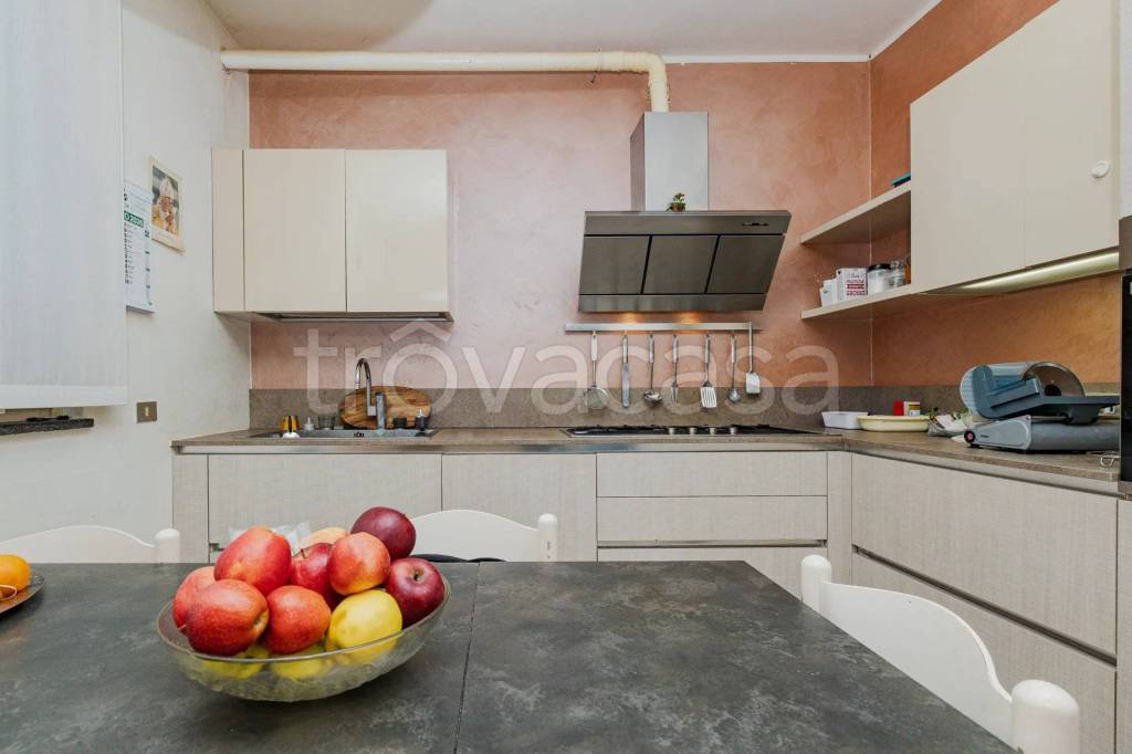 casa indipendente in vendita a Lodi Vecchio