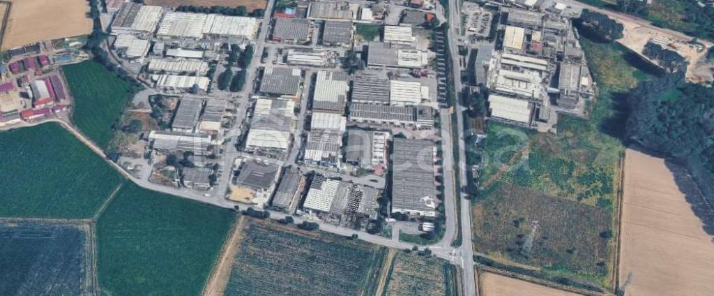 capannone in vendita a Lodi Vecchio