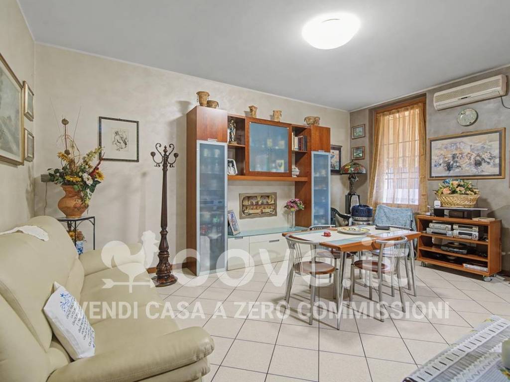casa indipendente in vendita a Lodi Vecchio