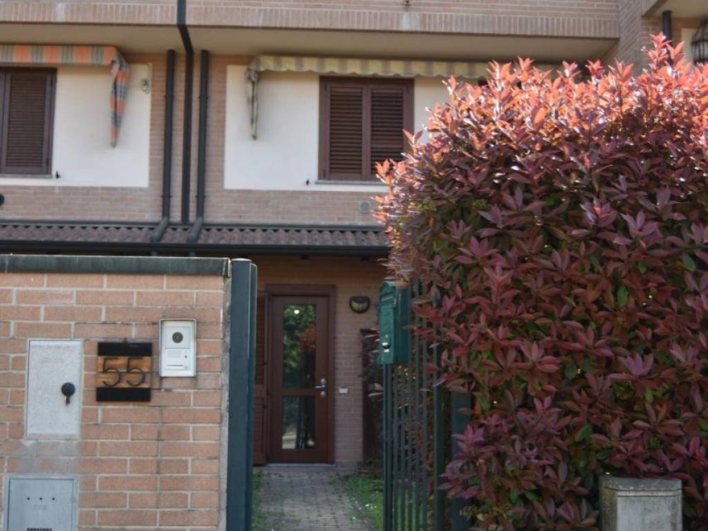 casa indipendente in vendita a Lodi Vecchio