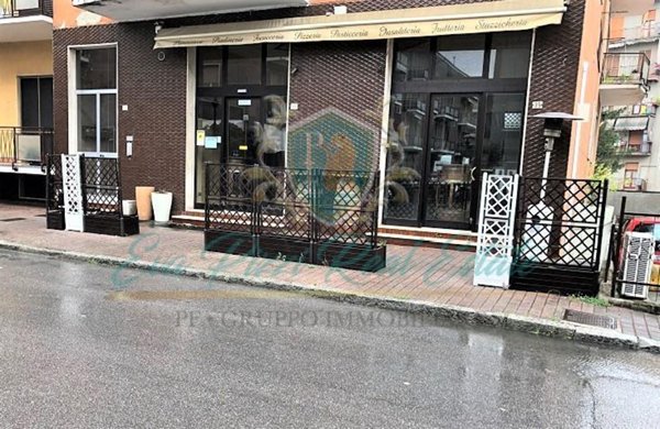 negozio in vendita a Lodi Vecchio