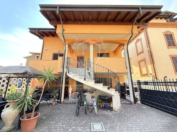 casa indipendente in vendita a Lodi Vecchio