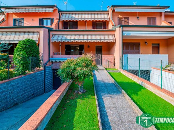 casa indipendente in vendita a Lodi Vecchio