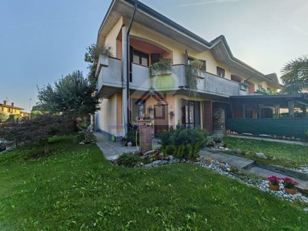 casa indipendente in vendita a Mairago