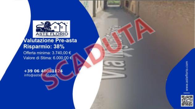 locale commerciale in vendita a Maleo