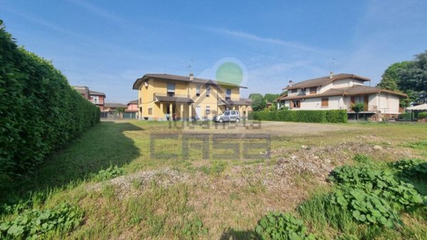 terreno edificabile in vendita a Maleo