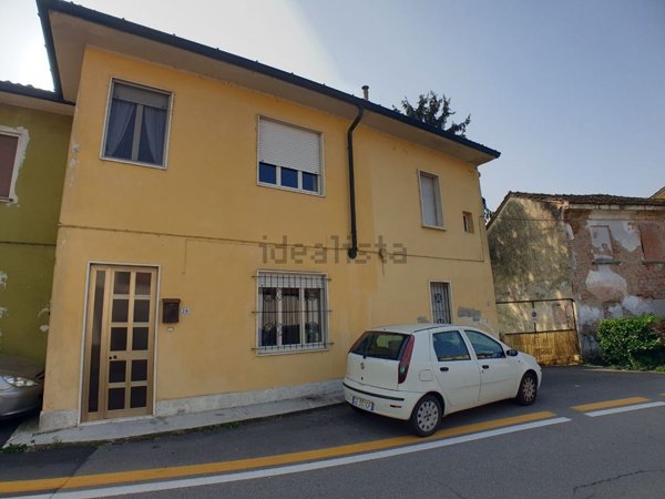 casa indipendente in vendita a Maleo