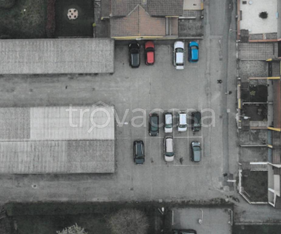 terreno edificabile in vendita a Maleo