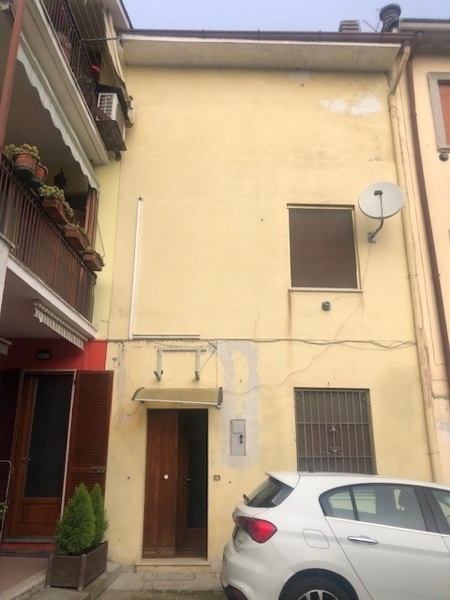 casa indipendente in vendita a Maleo