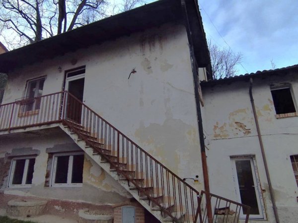 casa indipendente in vendita a Maleo