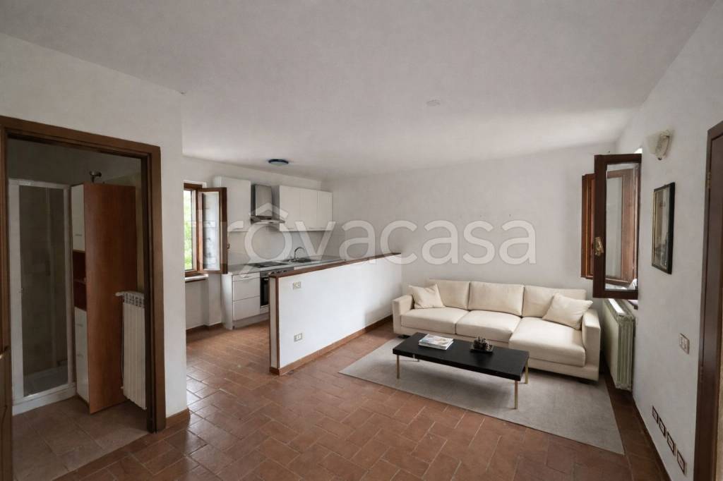 casa indipendente in vendita a Maleo