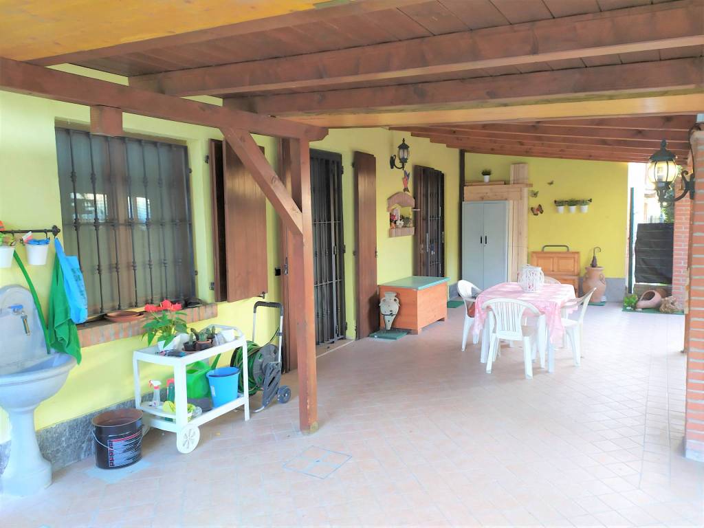 casa indipendente in vendita a Maleo