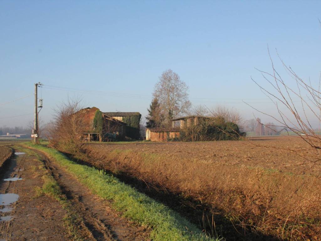 casa indipendente in vendita a Maleo