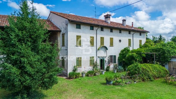 casa indipendente in vendita a Maleo