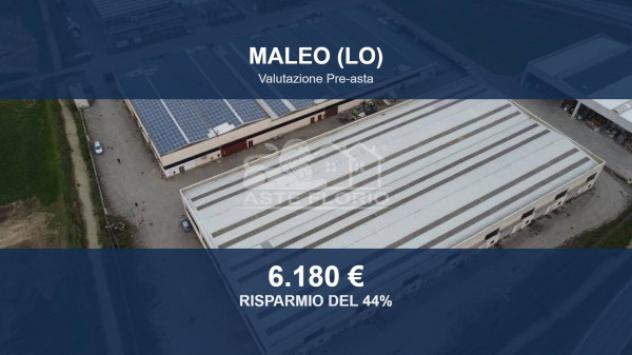 locale commerciale in vendita a Maleo