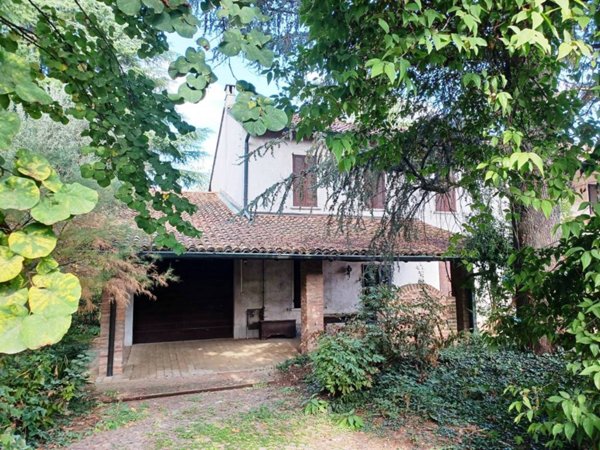 casa indipendente in vendita a Maleo