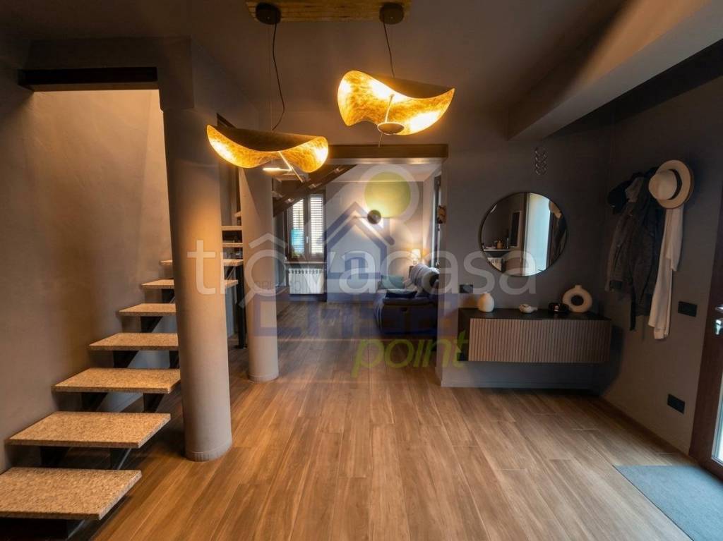 casa indipendente in vendita a Maleo