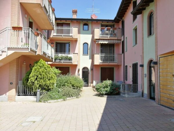 appartamento in vendita a Massalengo in zona Motta Vigana