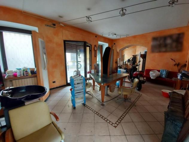negozio in vendita a Massalengo