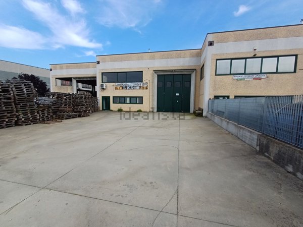 capannone in vendita a Massalengo