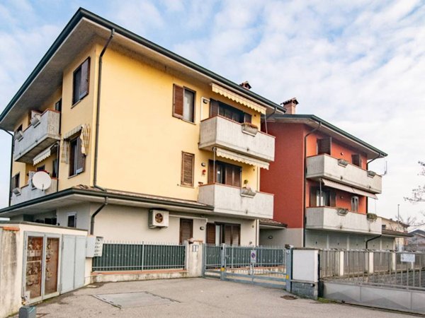 appartamento in vendita a Massalengo in zona Motta Vigana