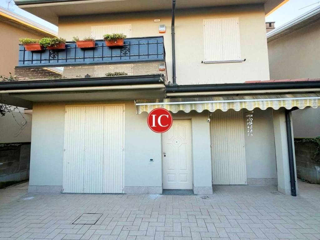 casa indipendente in vendita a Massalengo