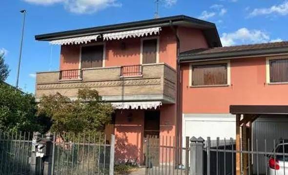 casa indipendente in vendita a Massalengo