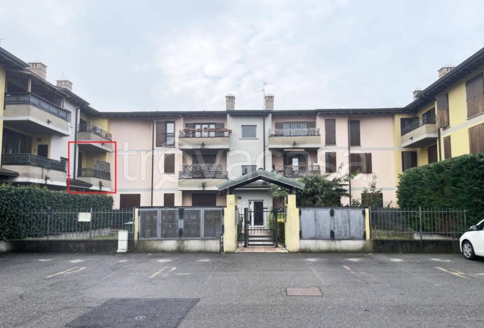 appartamento in vendita a Massalengo in zona Motta Vigana