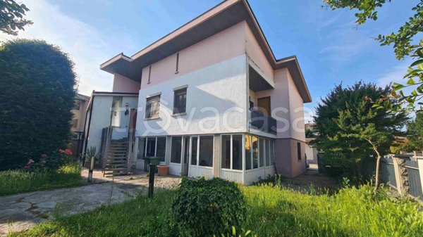 casa indipendente in vendita a Massalengo in zona Motta Vigana