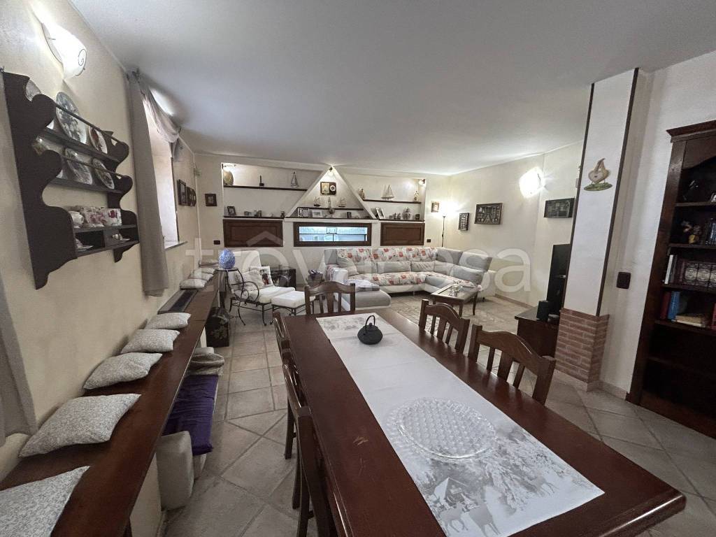 casa indipendente in vendita a Merlino