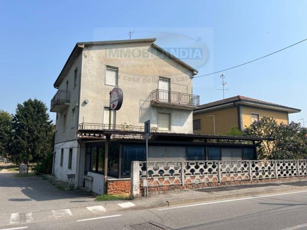 casa indipendente in vendita a Merlino