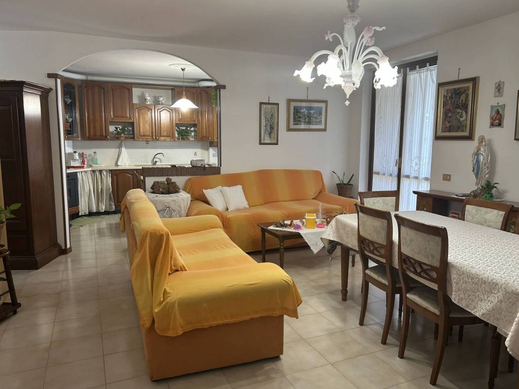 appartamento in vendita a Merlino