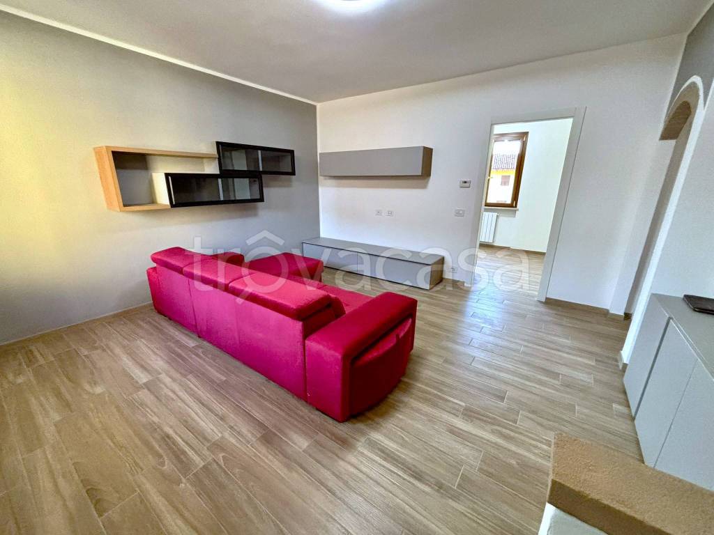 casa indipendente in vendita a Merlino