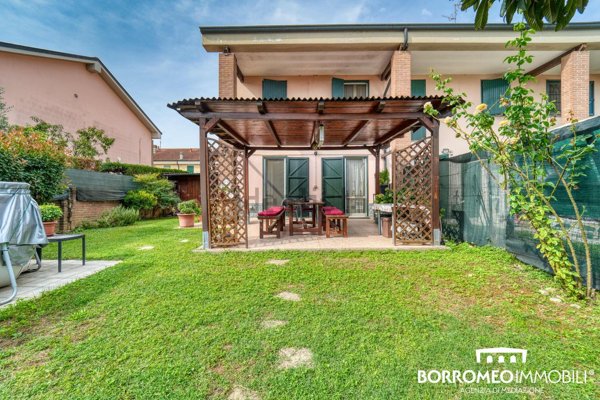 casa indipendente in vendita a Merlino