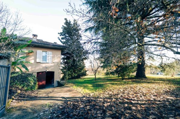 casa indipendente in vendita a Montanaso Lombardo