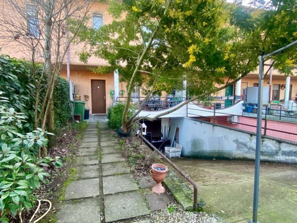 casa indipendente in vendita a Montanaso Lombardo