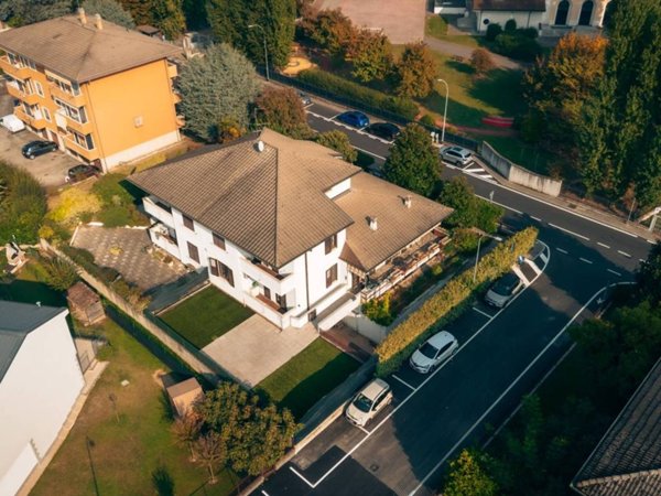 casa indipendente in vendita a Montanaso Lombardo