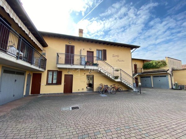 appartamento in vendita a Mulazzano in zona Quartiano