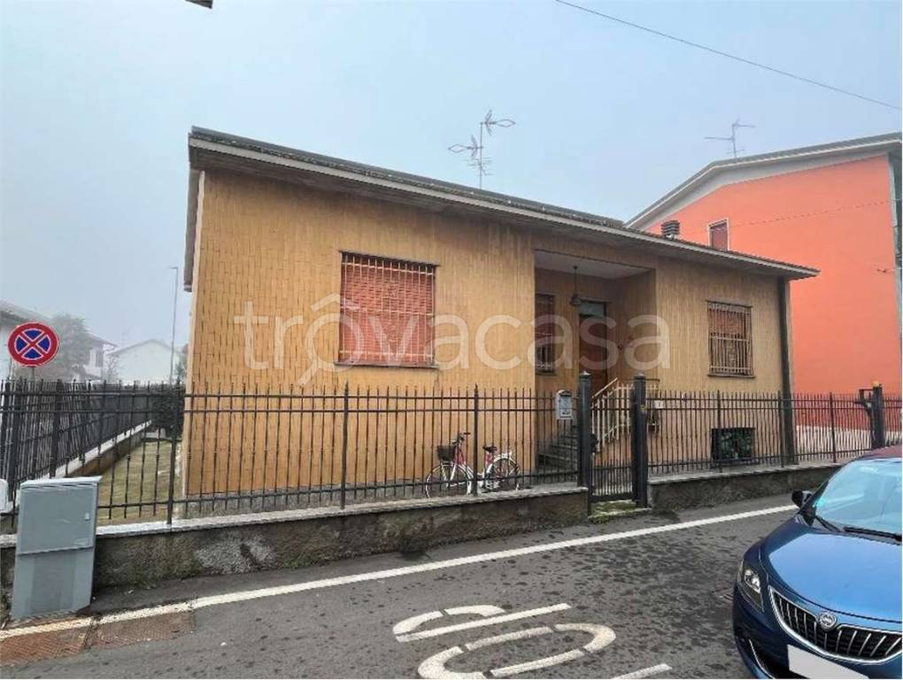 casa indipendente in vendita a Mulazzano
