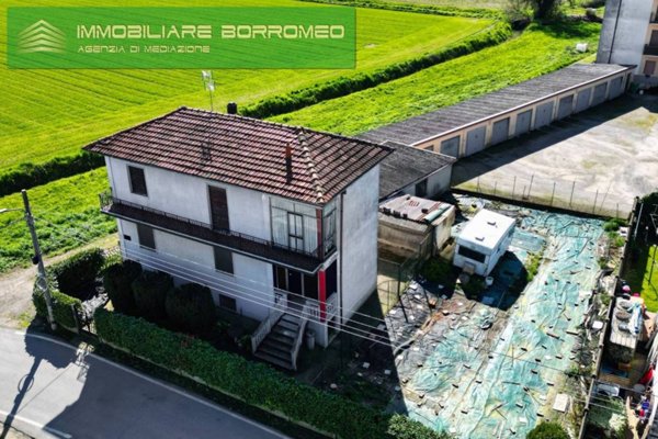 casa indipendente in vendita a Mulazzano in zona Cassino d'Alberi