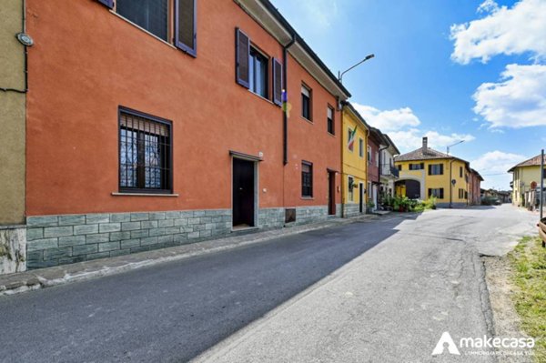 casa indipendente in vendita a Mulazzano in zona Quartiano