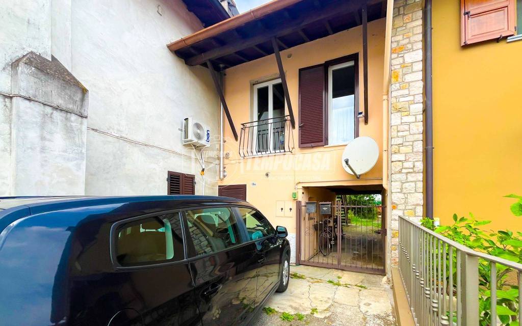appartamento in vendita a Mulazzano in zona Cassino d'Alberi